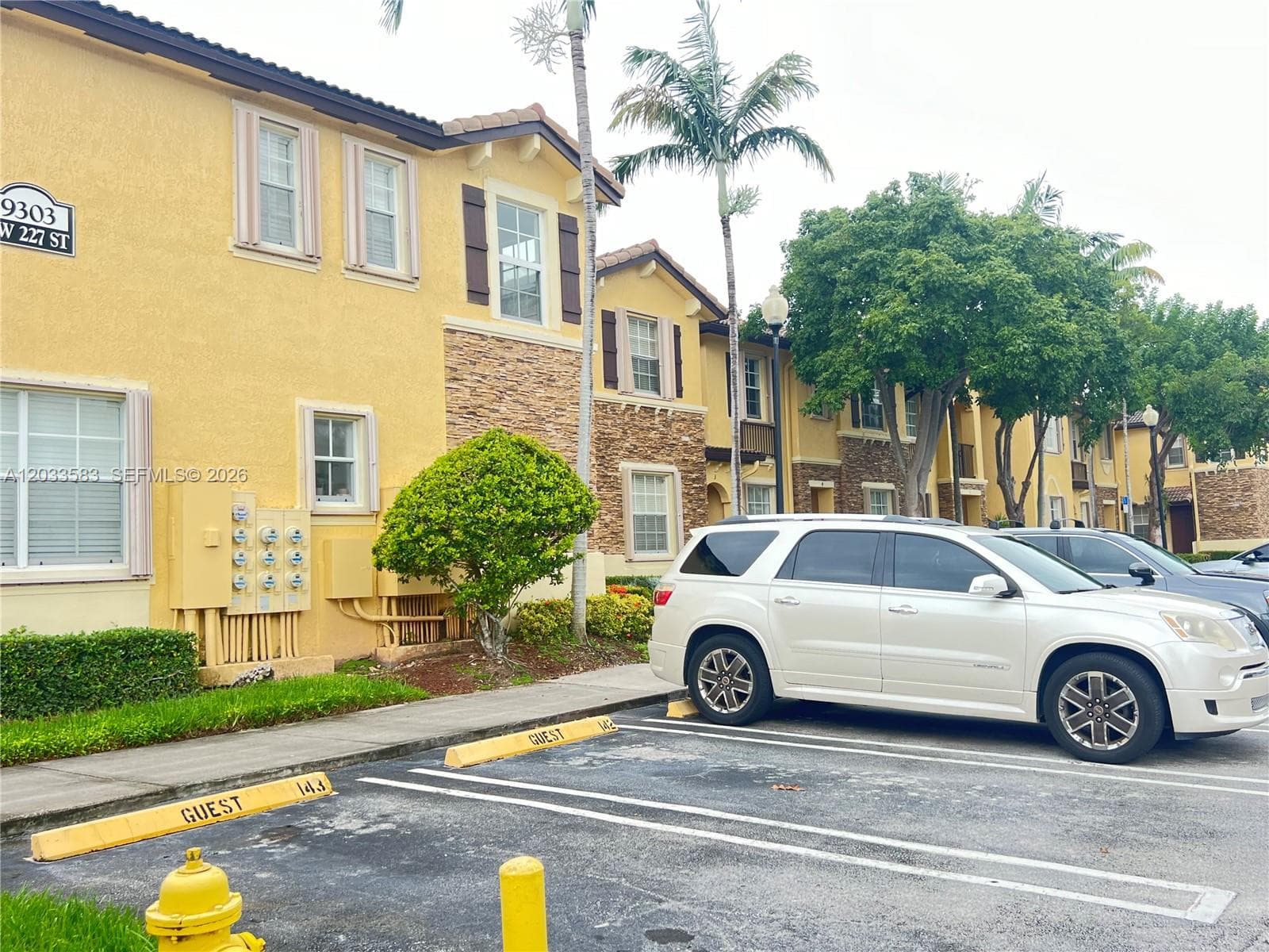 9303 SW 227th St # 4-3, Cutler Bay, FL 33190 — zdjęcie 3