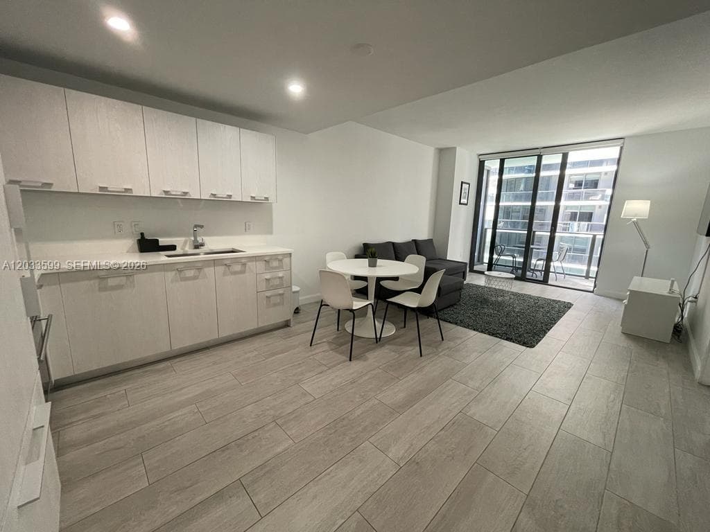 45 SW 9th St # 1407, Miami, FL 33130 — zdjęcie 5