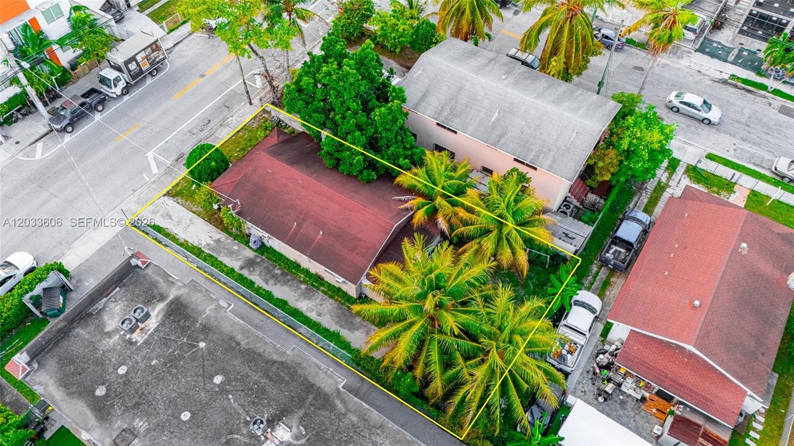 1267 NW 3rd St, Miami, FL 33125 — zdjęcie 2