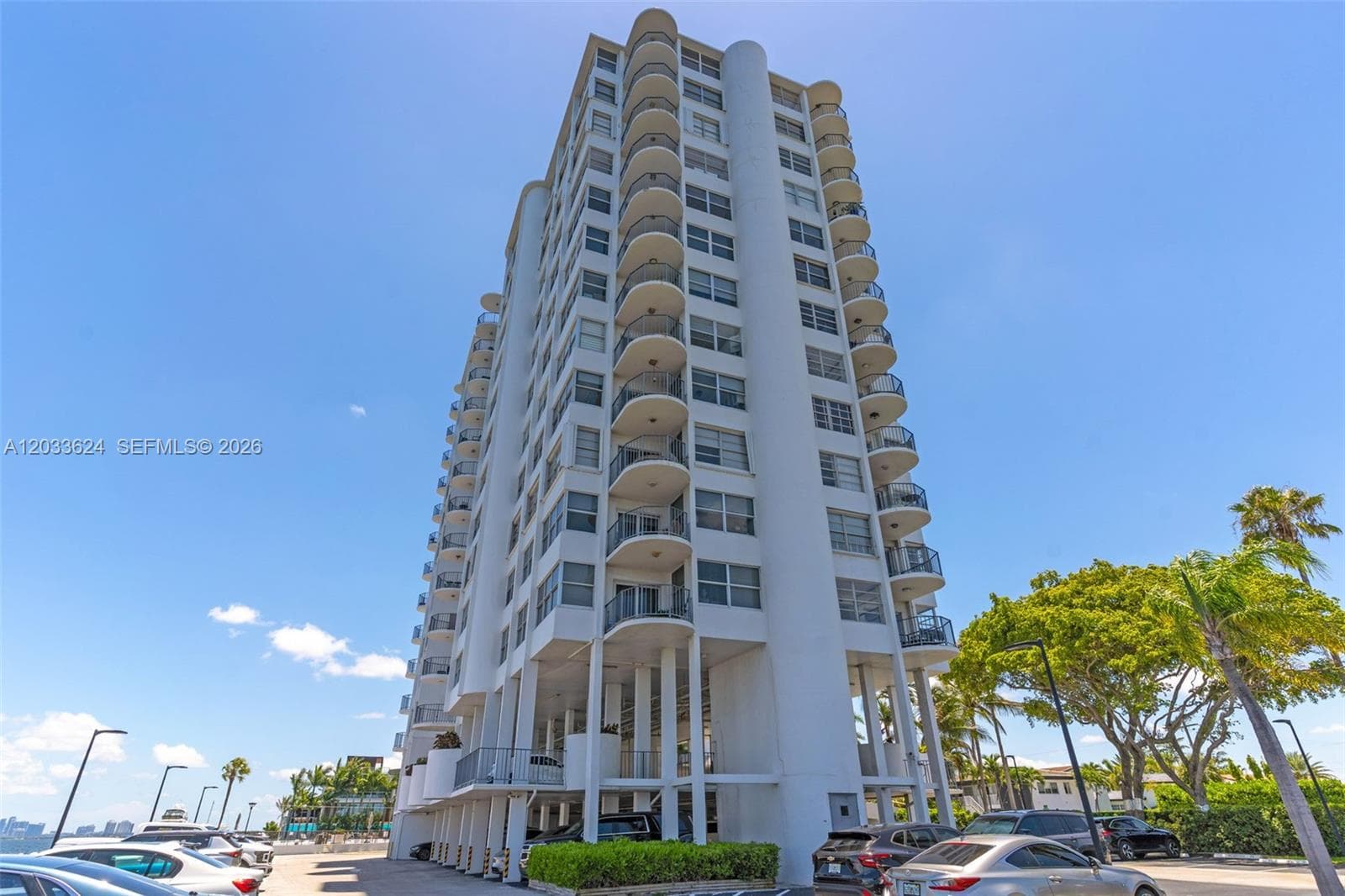 11930 N Bayshore Dr # 704, North Miami, FL 33181 — zdjęcie 3
