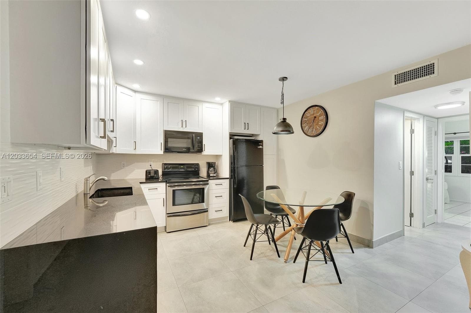 221 SE 9th Ave # 102, Pompano Beach, FL 33060 — zdjęcie 3