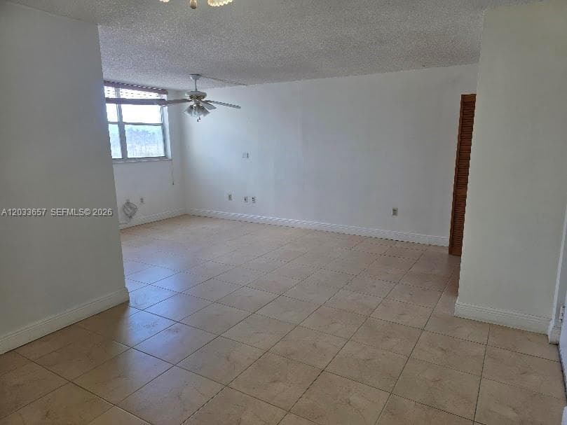 9411 SW 4th St # 303, Miami, FL 33174