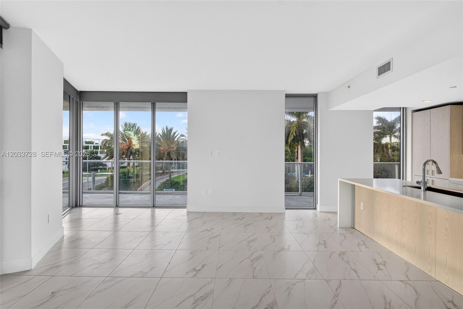 2000 Metropica Way # 203, Sunrise, FL 33323 — zdjęcie 3