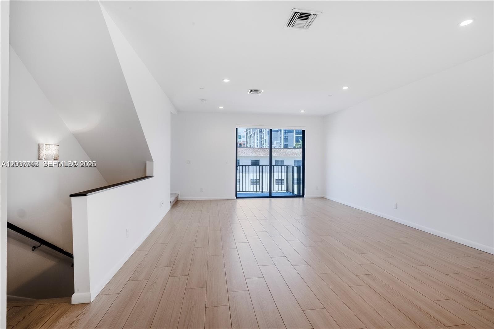 113 NE 6 # 3611, Fort Lauderdale, FL 33304 — zdjęcie 3