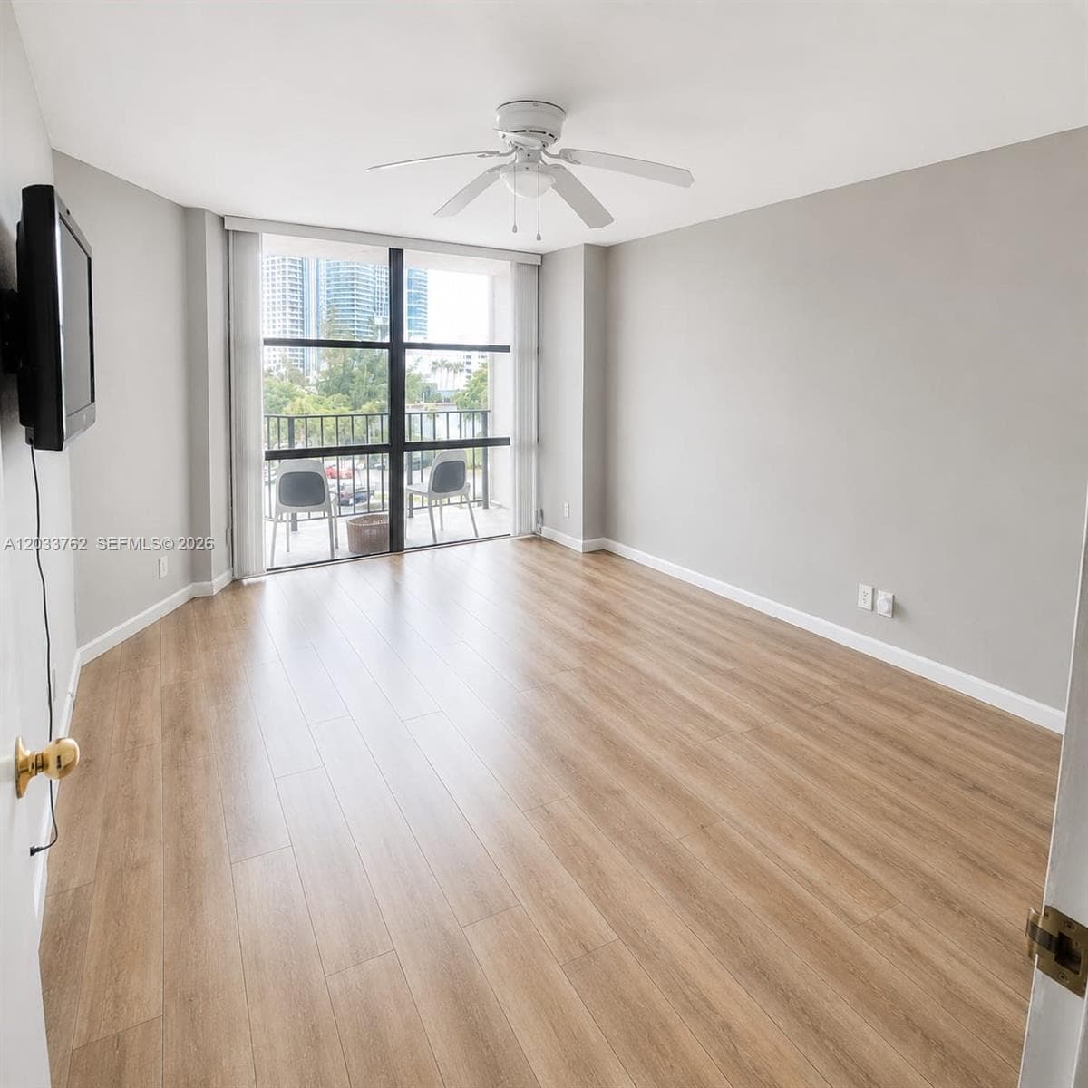 800 Parkview Dr # 512, Hallandale Beach, FL 33009 — zdjęcie 5