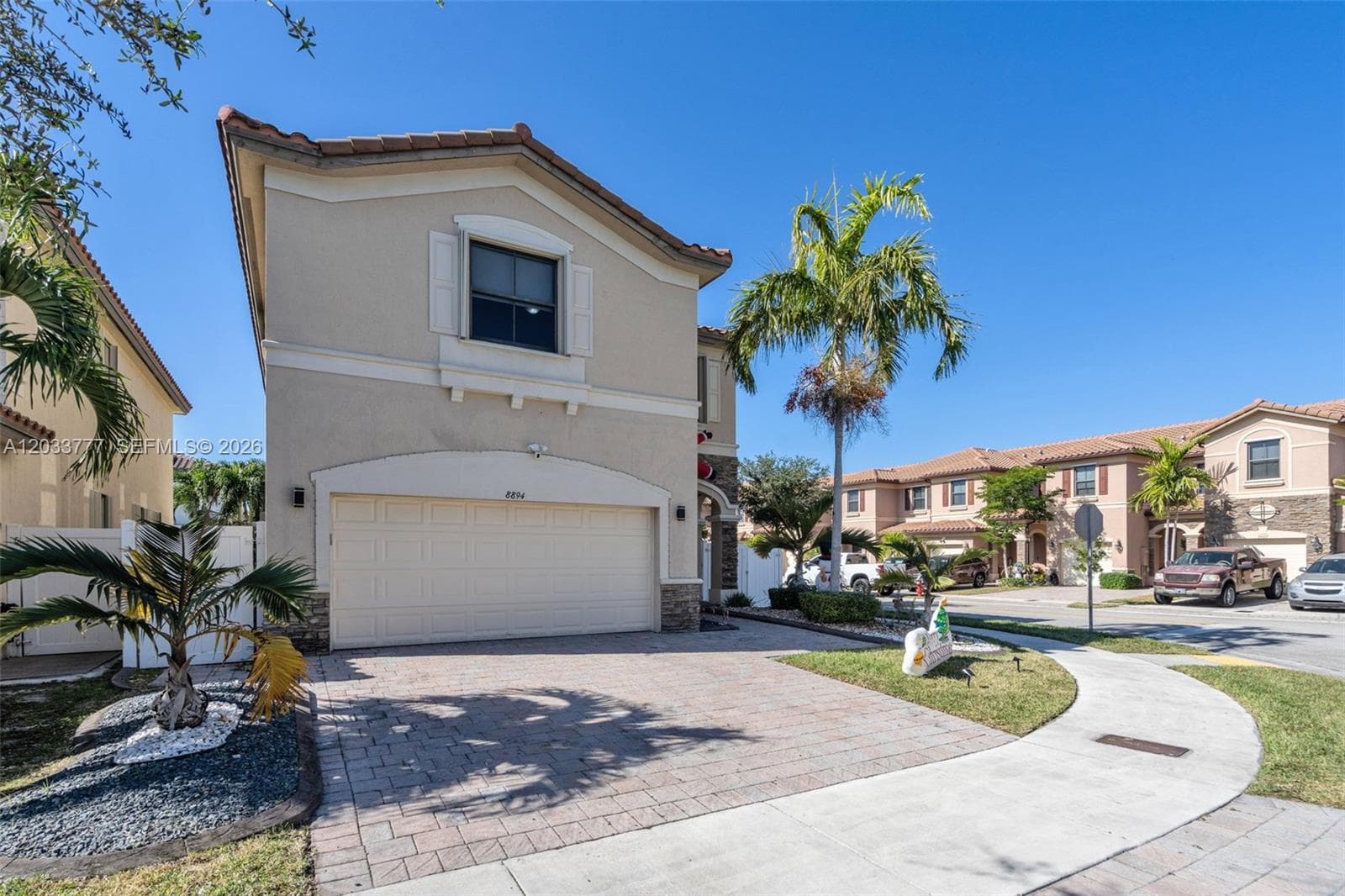 8894 W 34th Ave, Hialeah, FL 33018 — zdjęcie 2