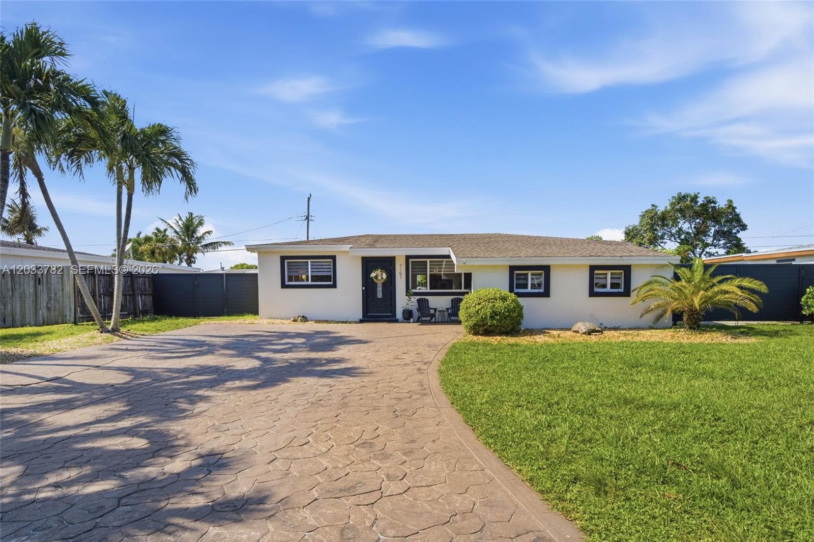 7151 SW 14th St, Pembroke Pines, FL 33023 — zdjęcie 2