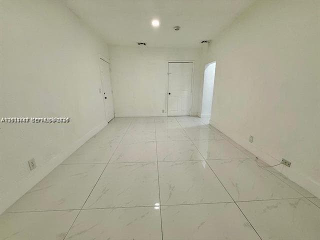 2369 SW 17th Ter, Miami, FL 33145 — zdjęcie 5