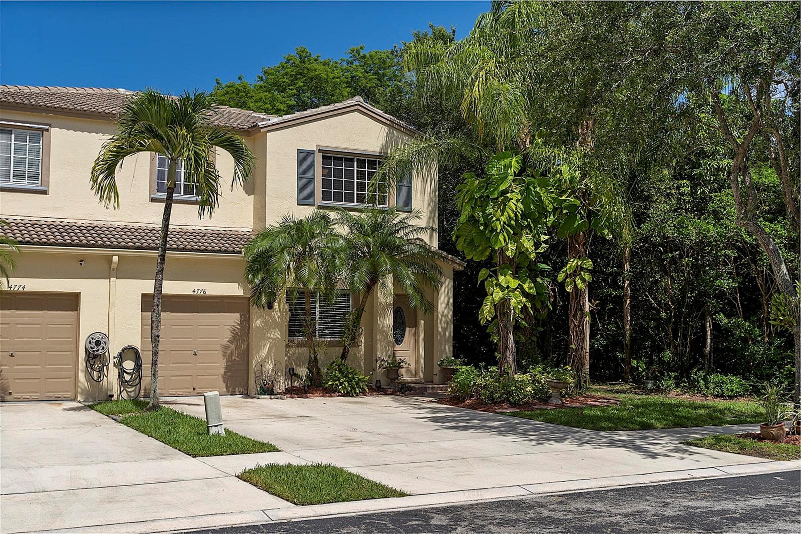 4776 Lago Vista Drive, Coconut Creek, FL 33073 — zdjęcie 2