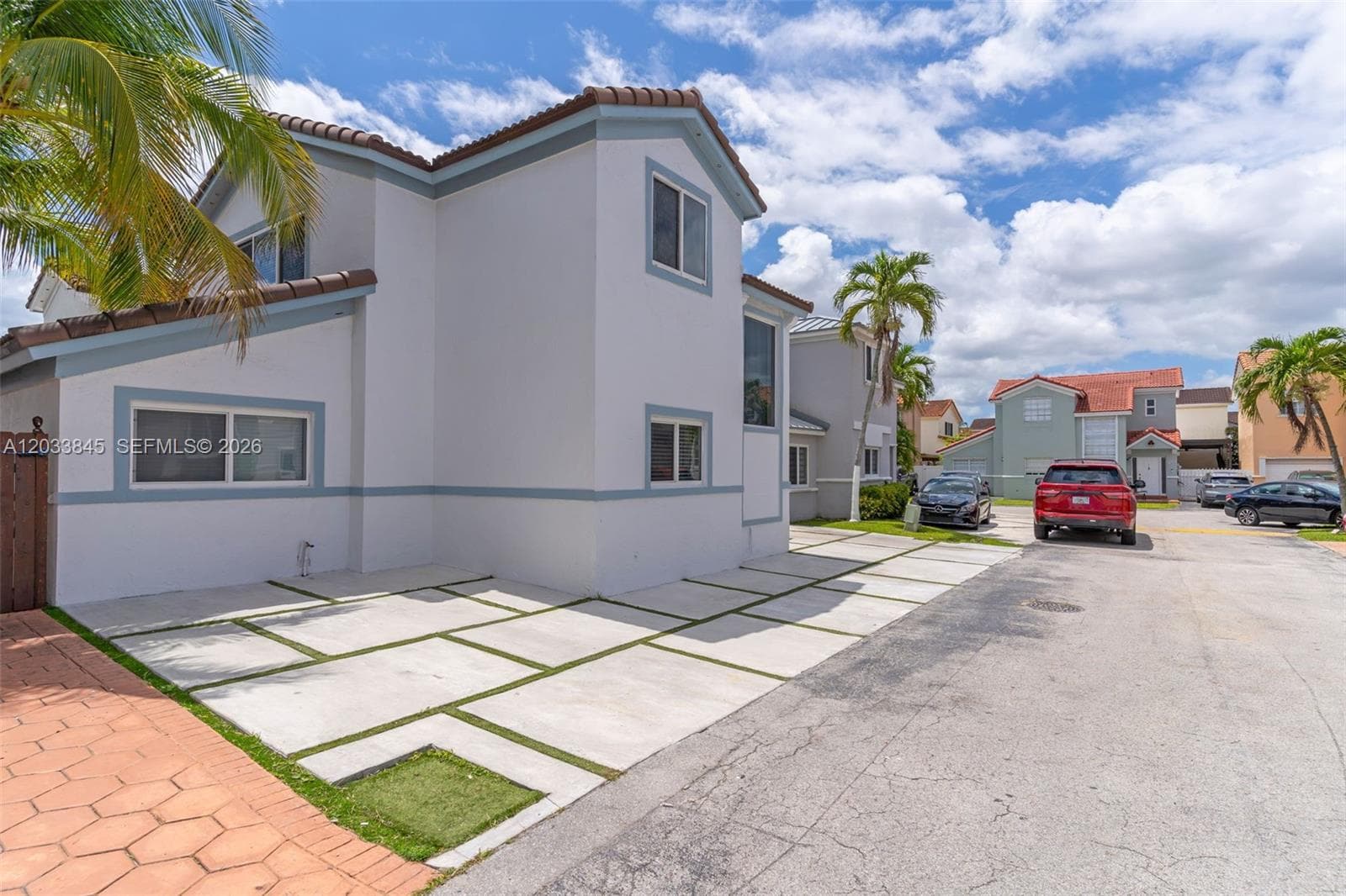 979 NW 126th Path, Miami, FL 33182 — zdjęcie 2
