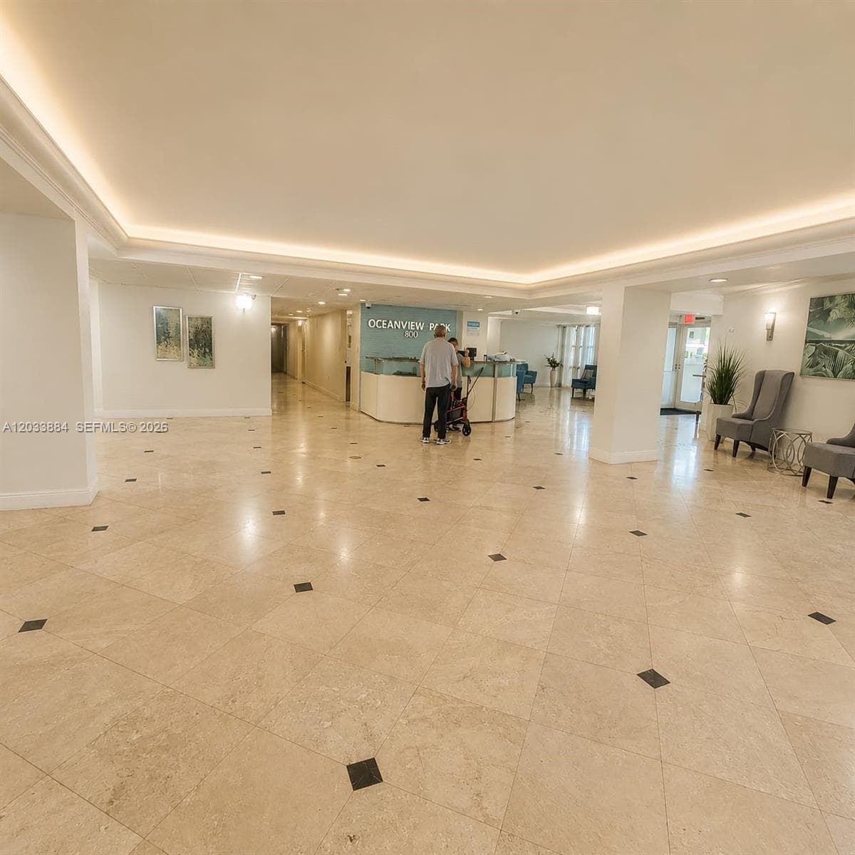 800 Parkview Dr # 512, Hallandale Beach, FL 33009 — zdjęcie 2