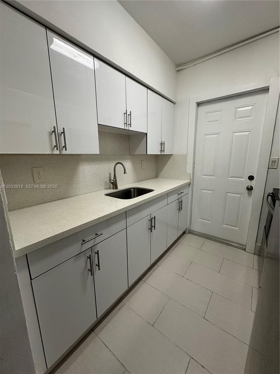 8205 Crespi Blvd # 3, Miami Beach, FL 33141 — zdjęcie 5