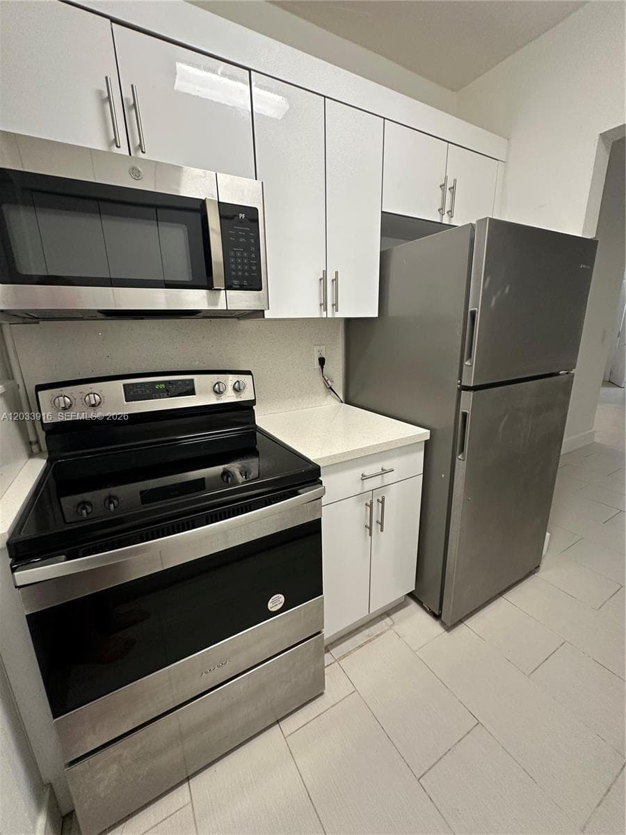 8205 Crespi Blvd # 3, Miami Beach, FL 33141 — zdjęcie 4