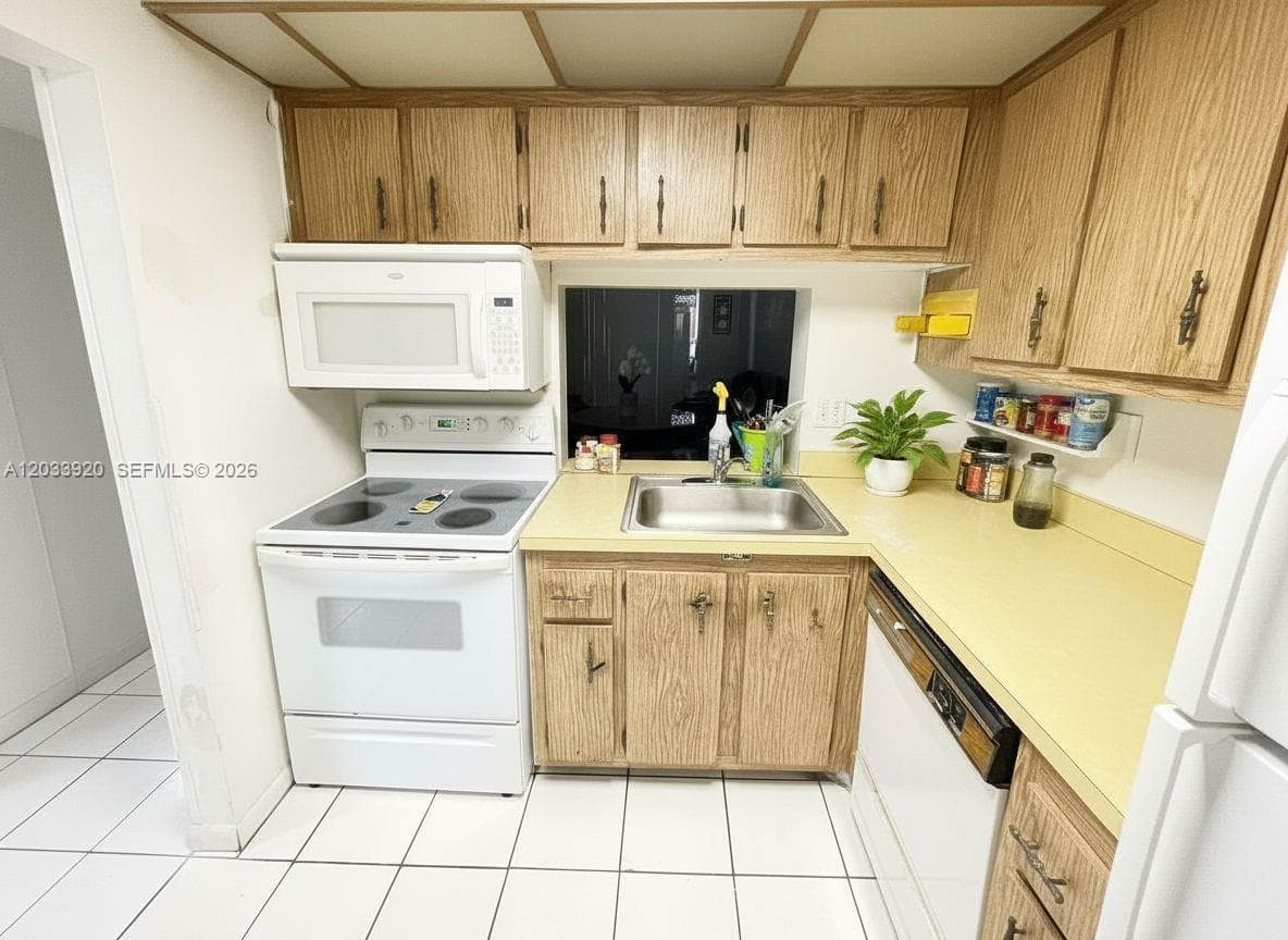 2800 NW 56th Ave # F201, Lauderhill, FL 33313 — zdjęcie 4