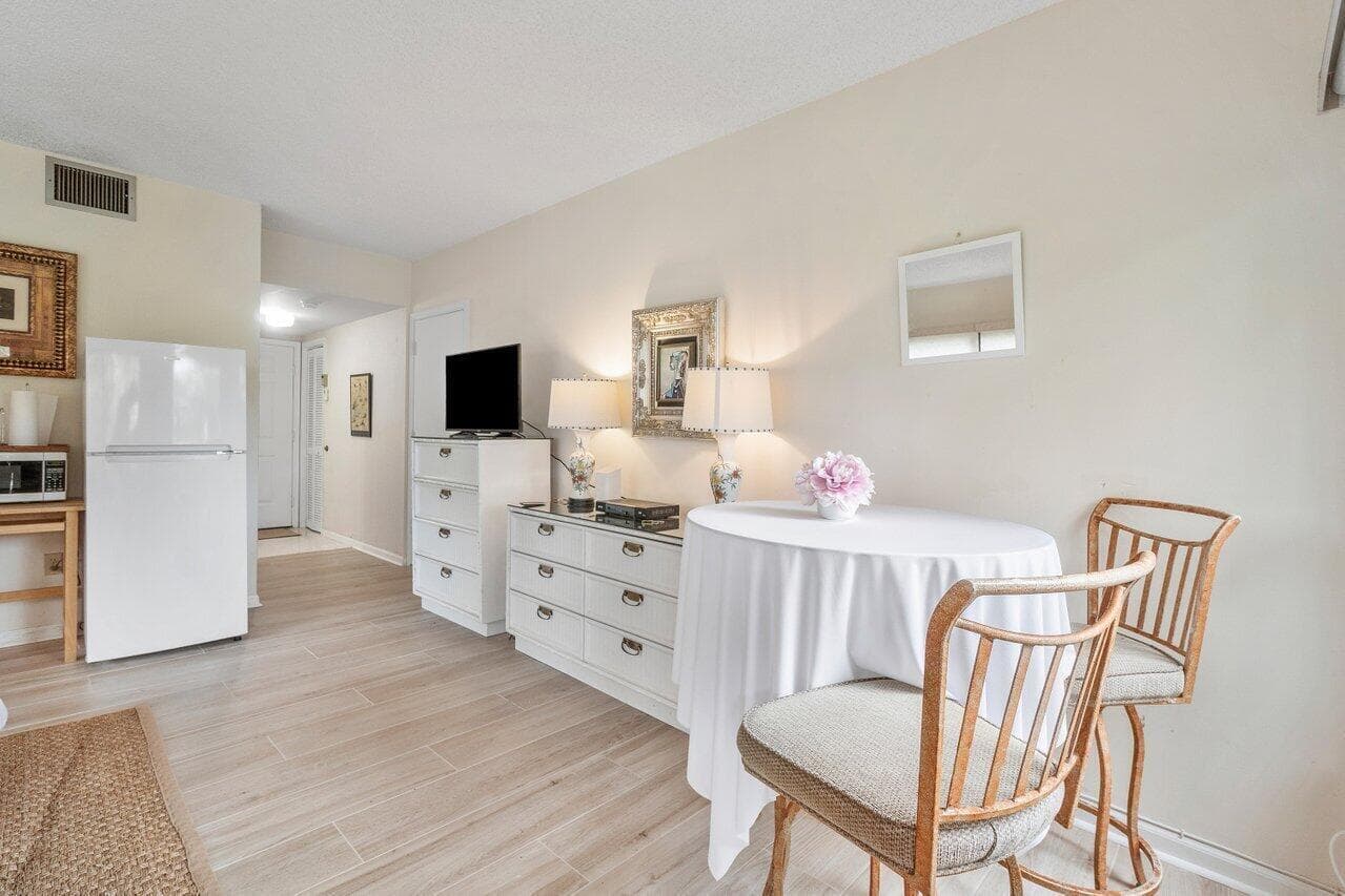 11863 Wimbledon Circle # 427, Wellington, FL 33414 — zdjęcie 4