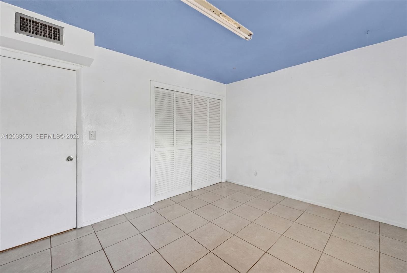 1540 NE 191st St # 145, Miami, FL 33179 — zdjęcie 4