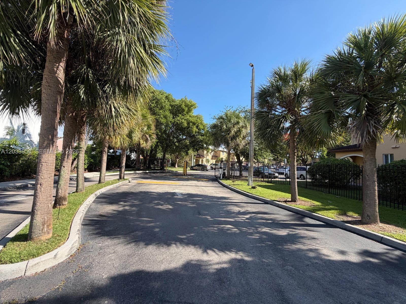 12050 SW 268th St # 7, Homestead, FL 33032 — zdjęcie 3