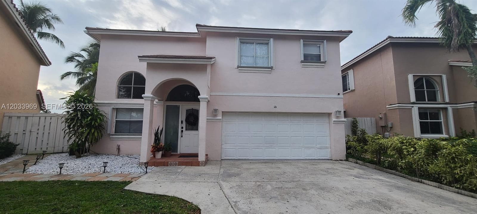 320 SW 99th Ave, Pembroke Pines, FL 33025 — zdjęcie 2