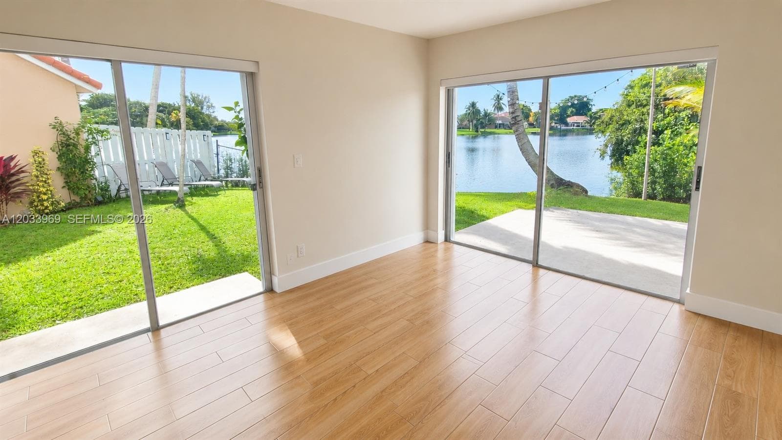 320 SW 99th Ave, Pembroke Pines, FL 33025 — zdjęcie 5