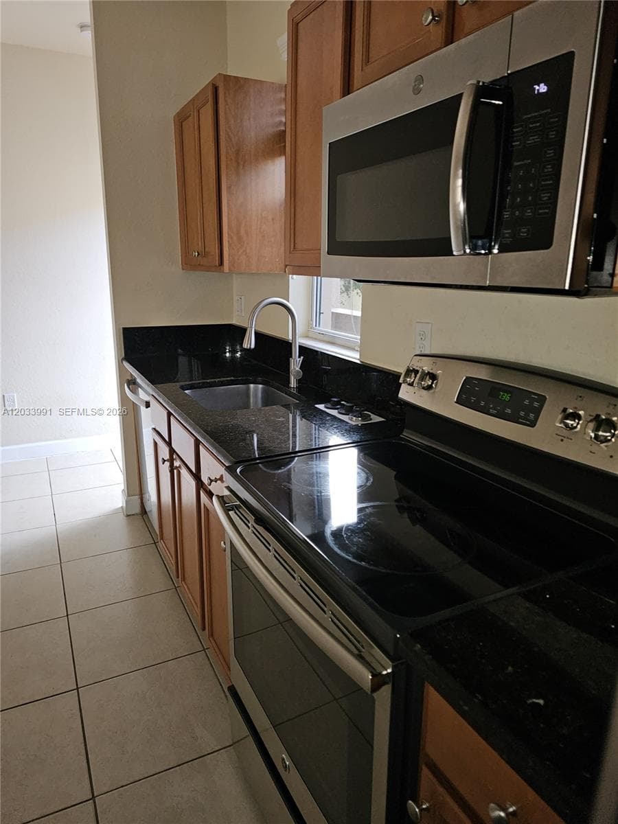 17066 SW 95th Ter, Miami, FL 33196 — zdjęcie 4