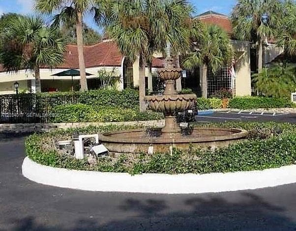 1715 Village Blvd # 107, West Palm Beach, FL 33409 — zdjęcie 2