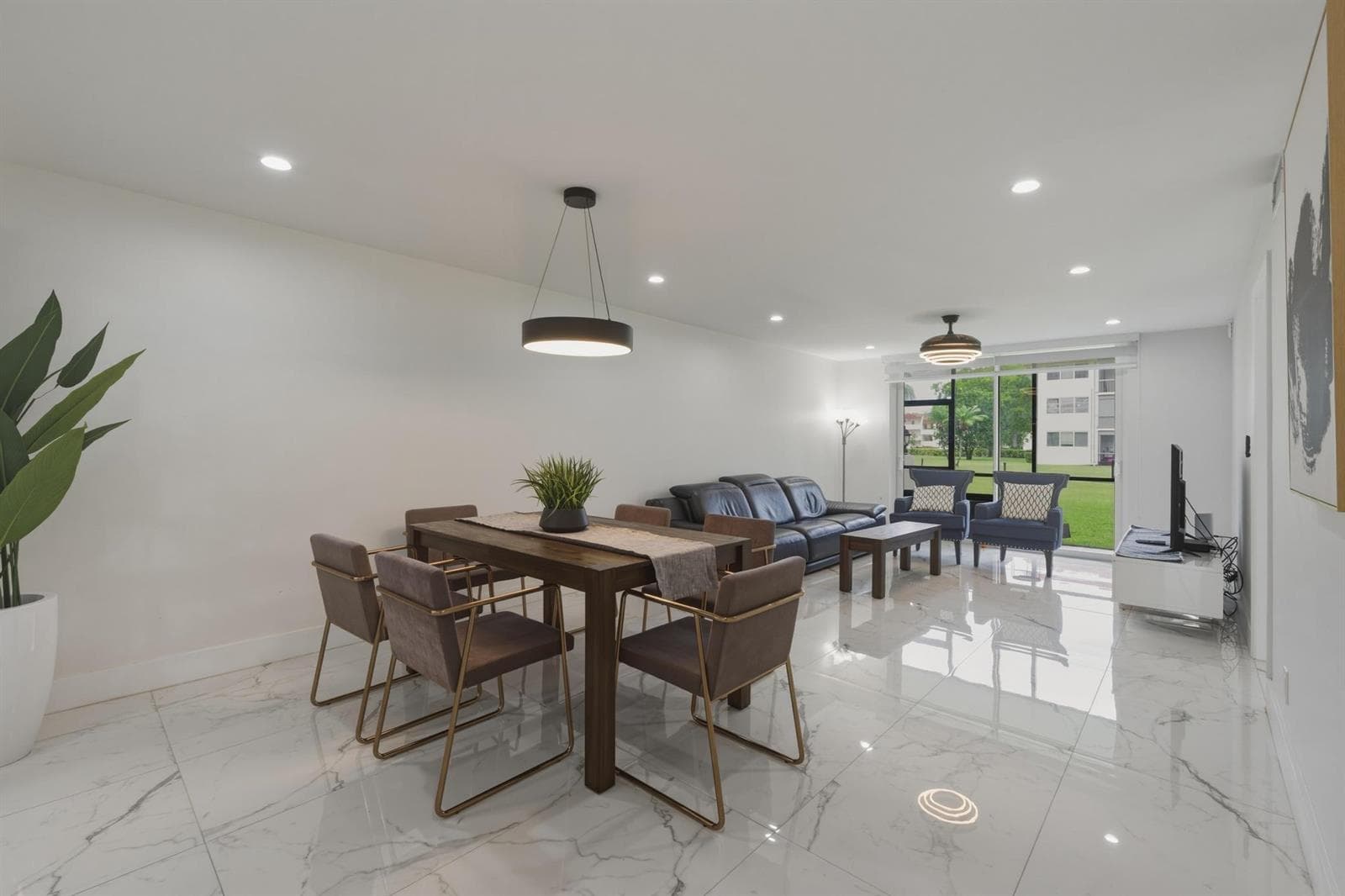 9523 N Hollybrook Lake Drive # 103, Pembroke Pines, FL 33025 — zdjęcie 2