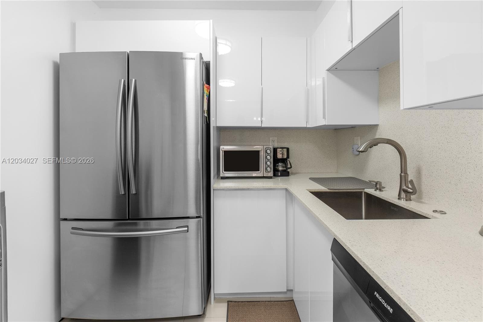 1849 S Ocean Dr # 212, Hallandale Beach, FL 33009 — zdjęcie 2