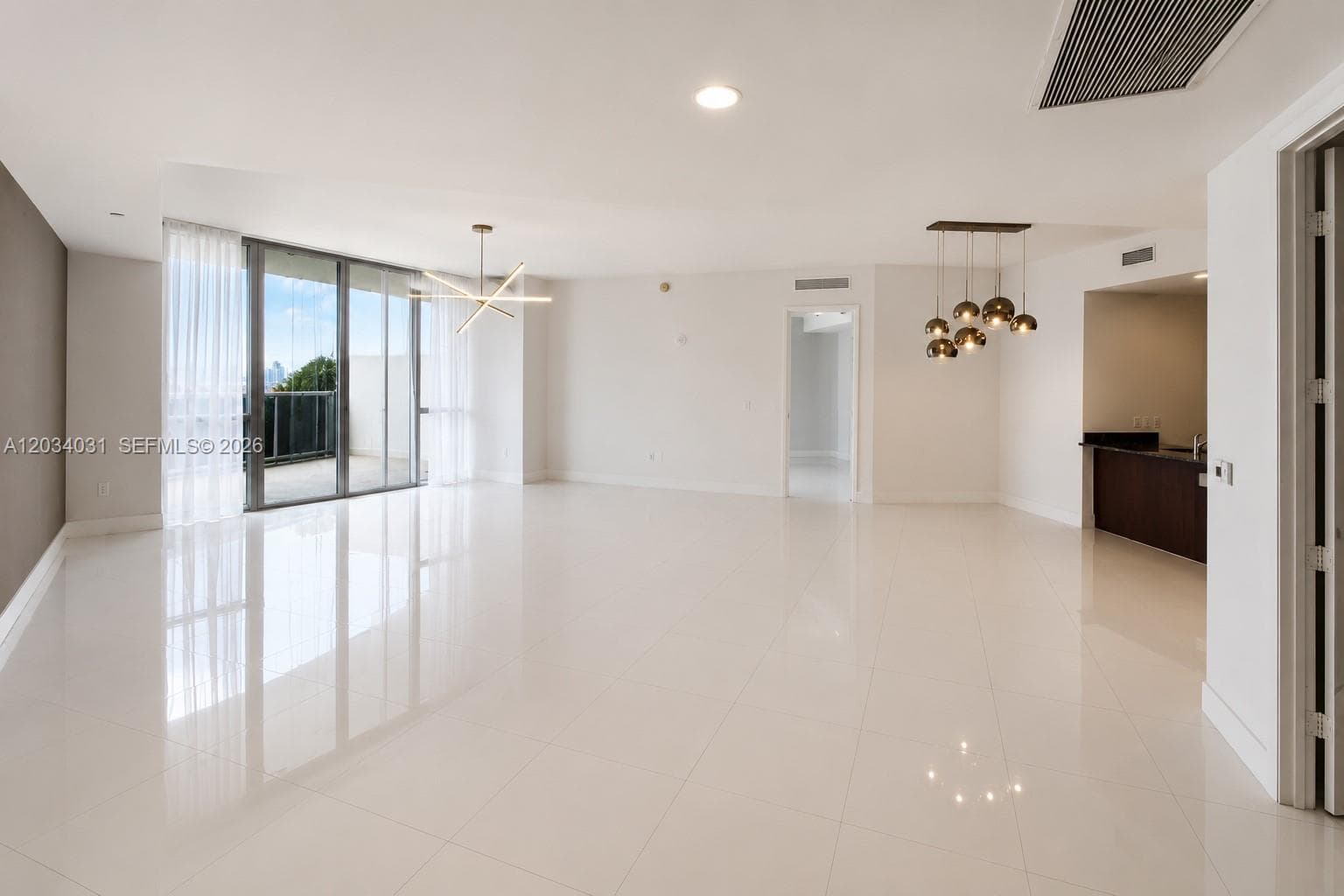 15901 Collins Ave # 403, Sunny Isles Beach, FL 33160 — zdjęcie 2