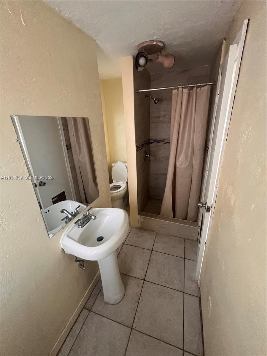 13215 NW 19th Ave # 1, Miami, FL 33167 — zdjęcie 3