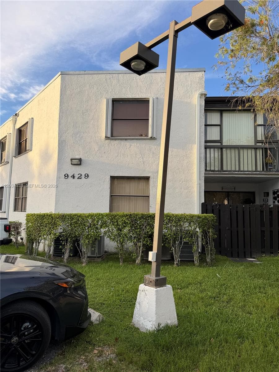 9429 Fontainebleau Blvd # 207-33, Miami, FL 33172 — zdjęcie 2