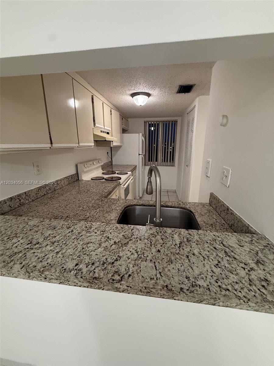 9917 W Okeechobee Rd # 3-510, Hialeah Gardens, FL 33016 — zdjęcie 2