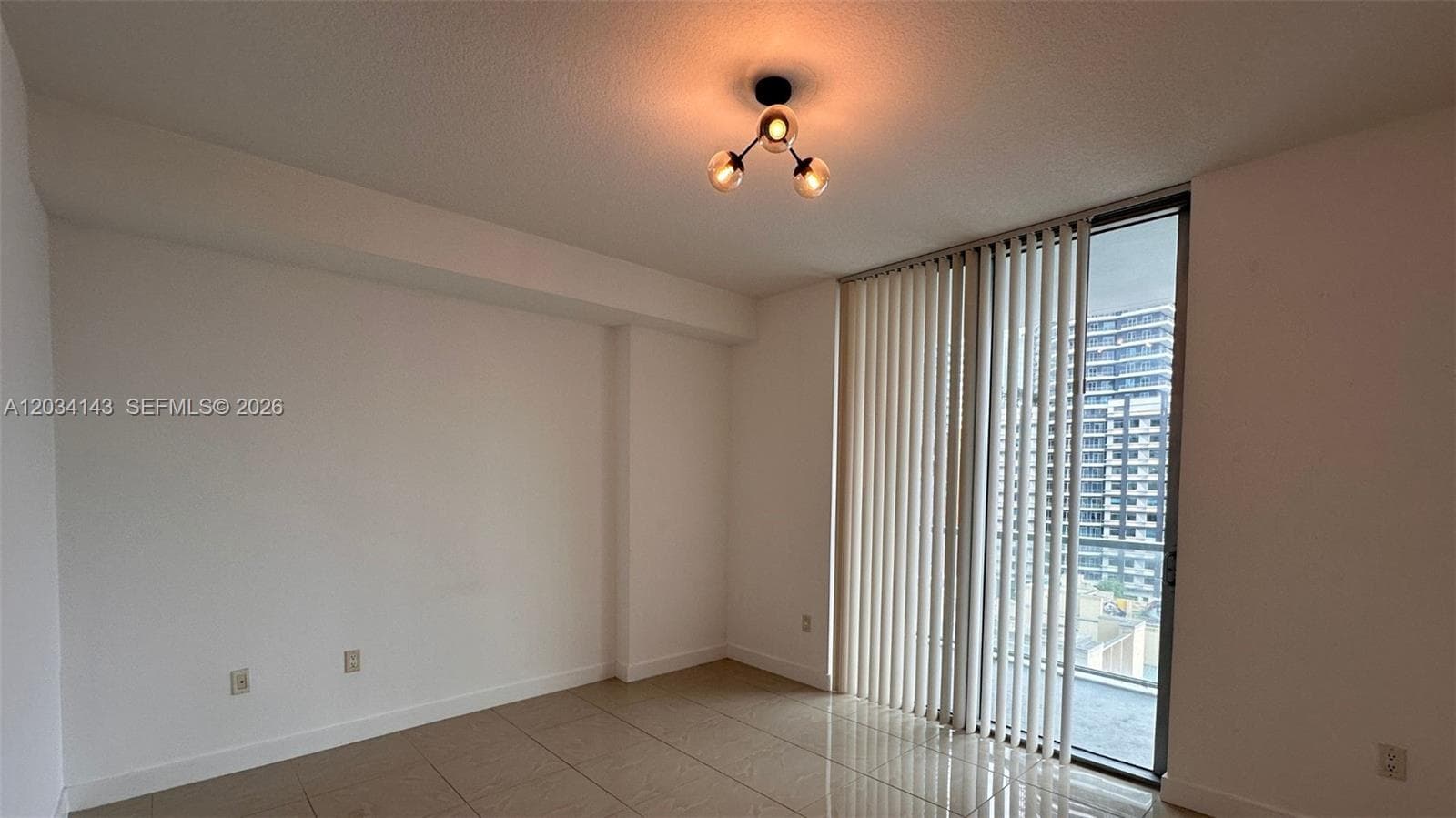 79 SW 12th St # 1102-S, Miami, FL 33130 — zdjęcie 2