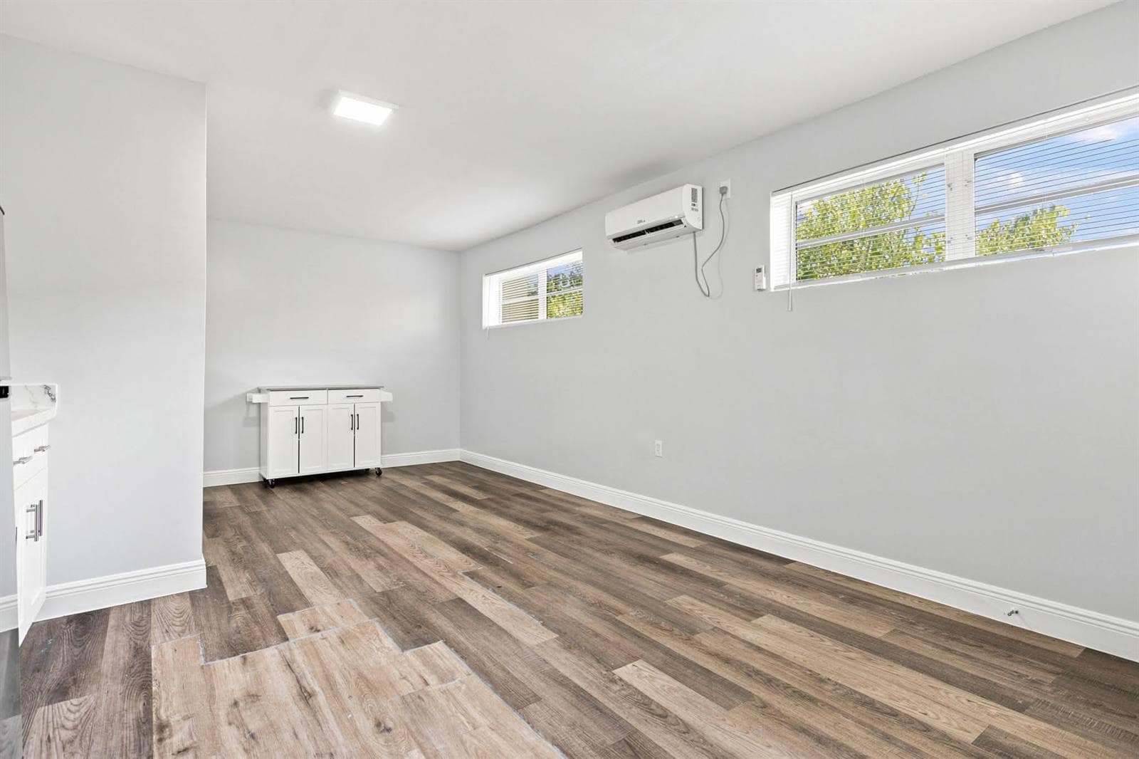 1964 NE 172nd Street # Efficiency, North Miami Beach, FL 33162 — zdjęcie 2