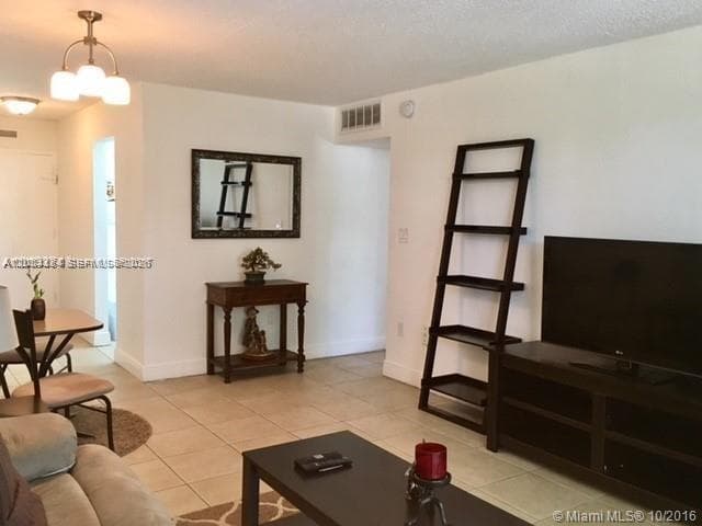 1800 Sans Souci Blvd # 200, North Miami, FL 33181 — zdjęcie 2