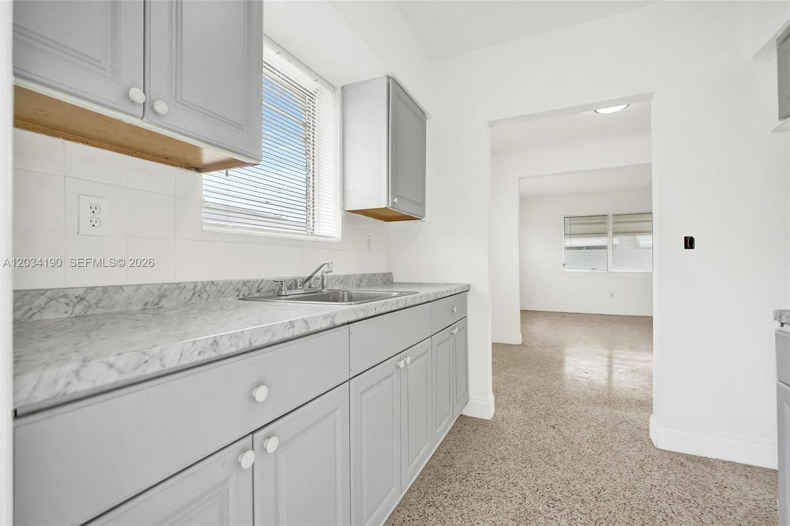 710 82nd St # 1, Miami Beach, FL 33141 — zdjęcie 2