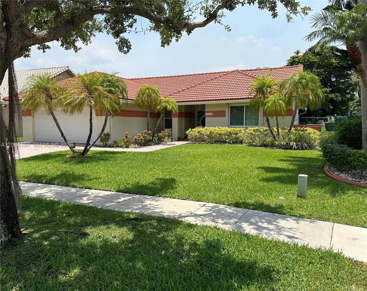 16328 NW 11th St, Pembroke Pines, FL 33028 — zdjęcie 3