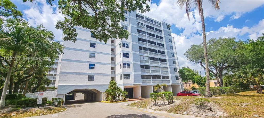 3301 Spanish Moss Terrace # 219, Lauderhill, FL 33319 — zdjęcie 3