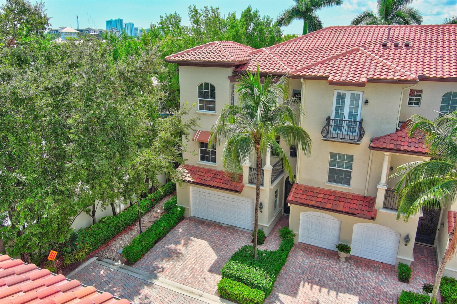 27 Marina Gardens Drive, Palm Beach Gardens, FL 33410 — zdjęcie 2