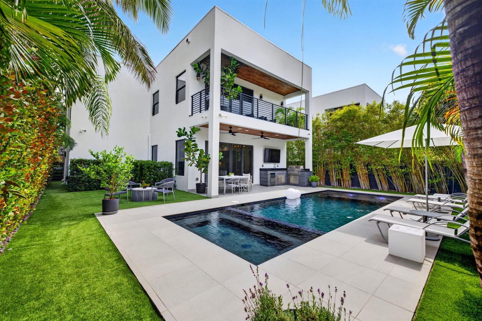 1644 NE 4th Court, Fort Lauderdale, FL 33301 — zdjęcie 2