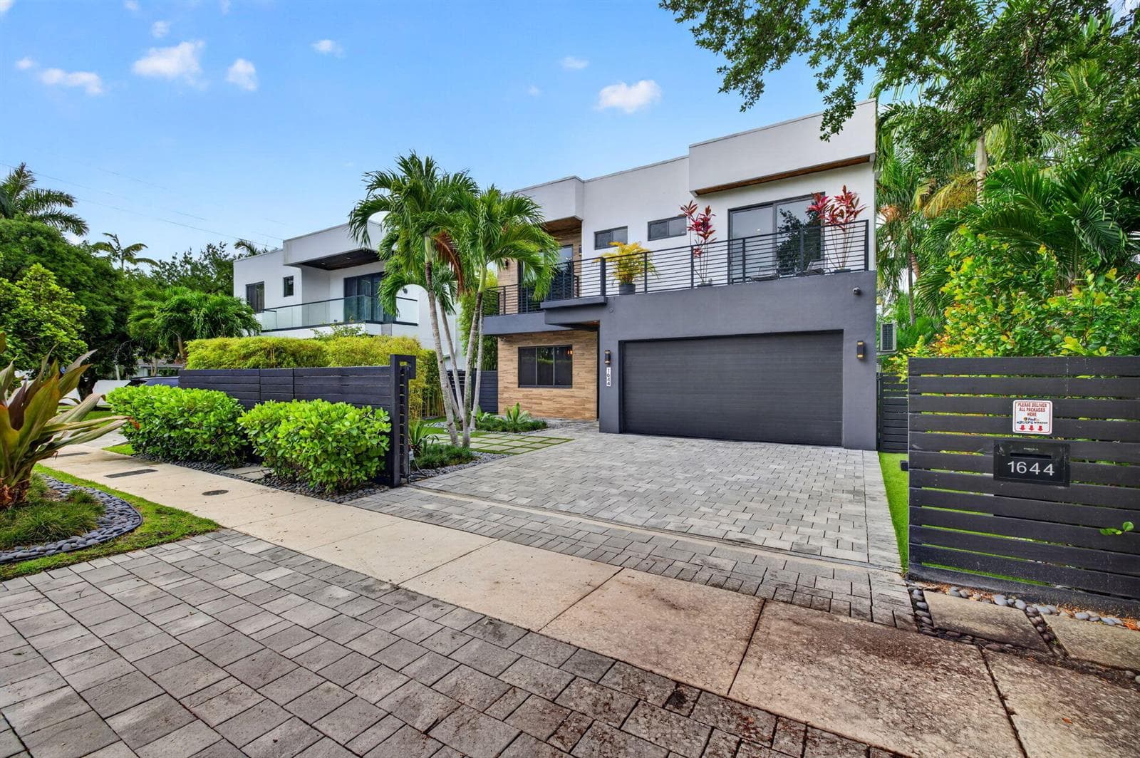 1644 NE 4th Court, Fort Lauderdale, FL 33301 — zdjęcie 4