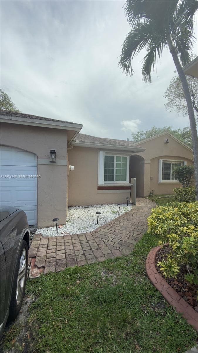 11727 NW 12th St, Pembroke Pines, FL 33026 — zdjęcie 2