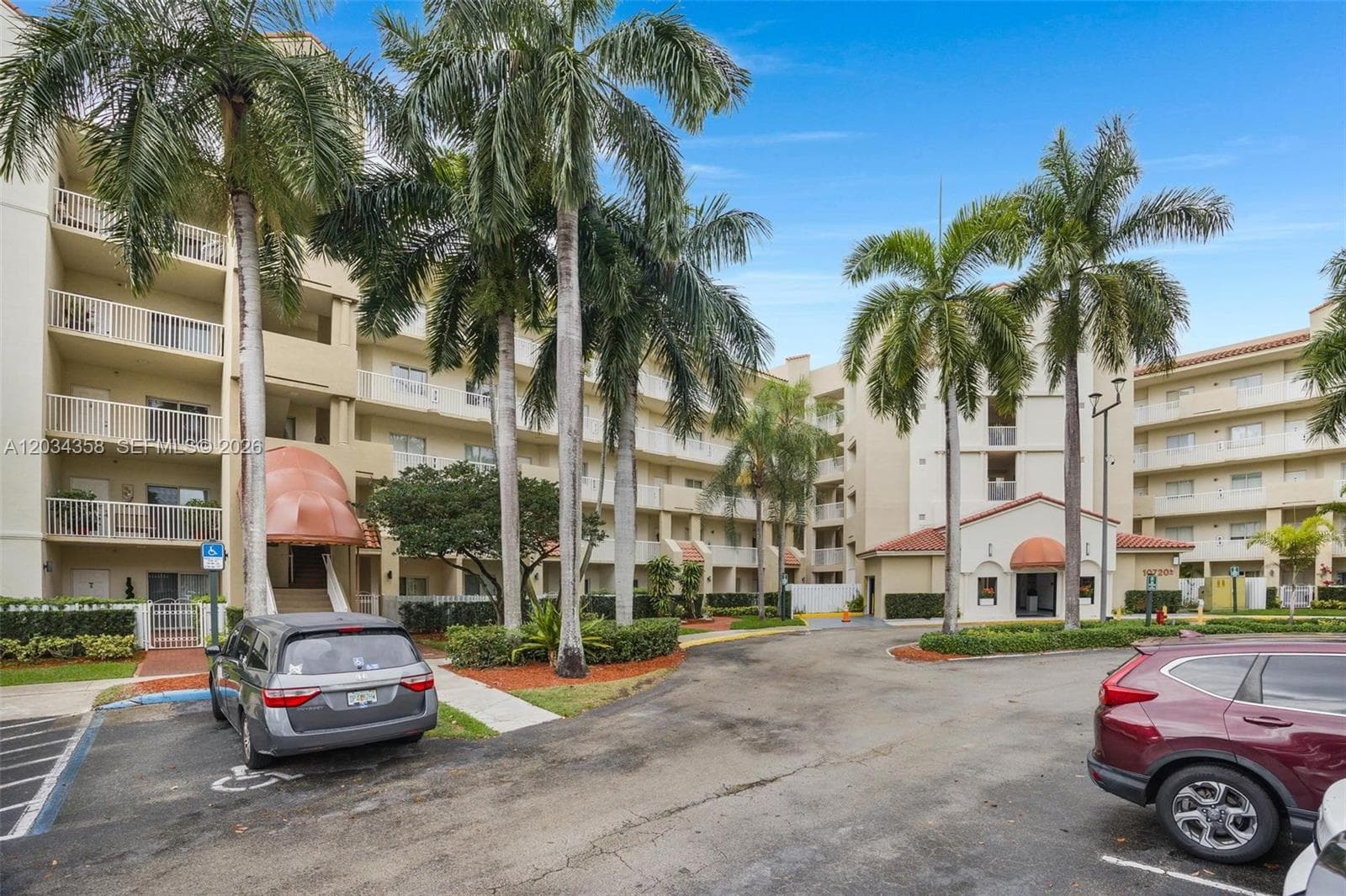 10720 NW 66th St # 202, Doral, FL 33178 — zdjęcie 2