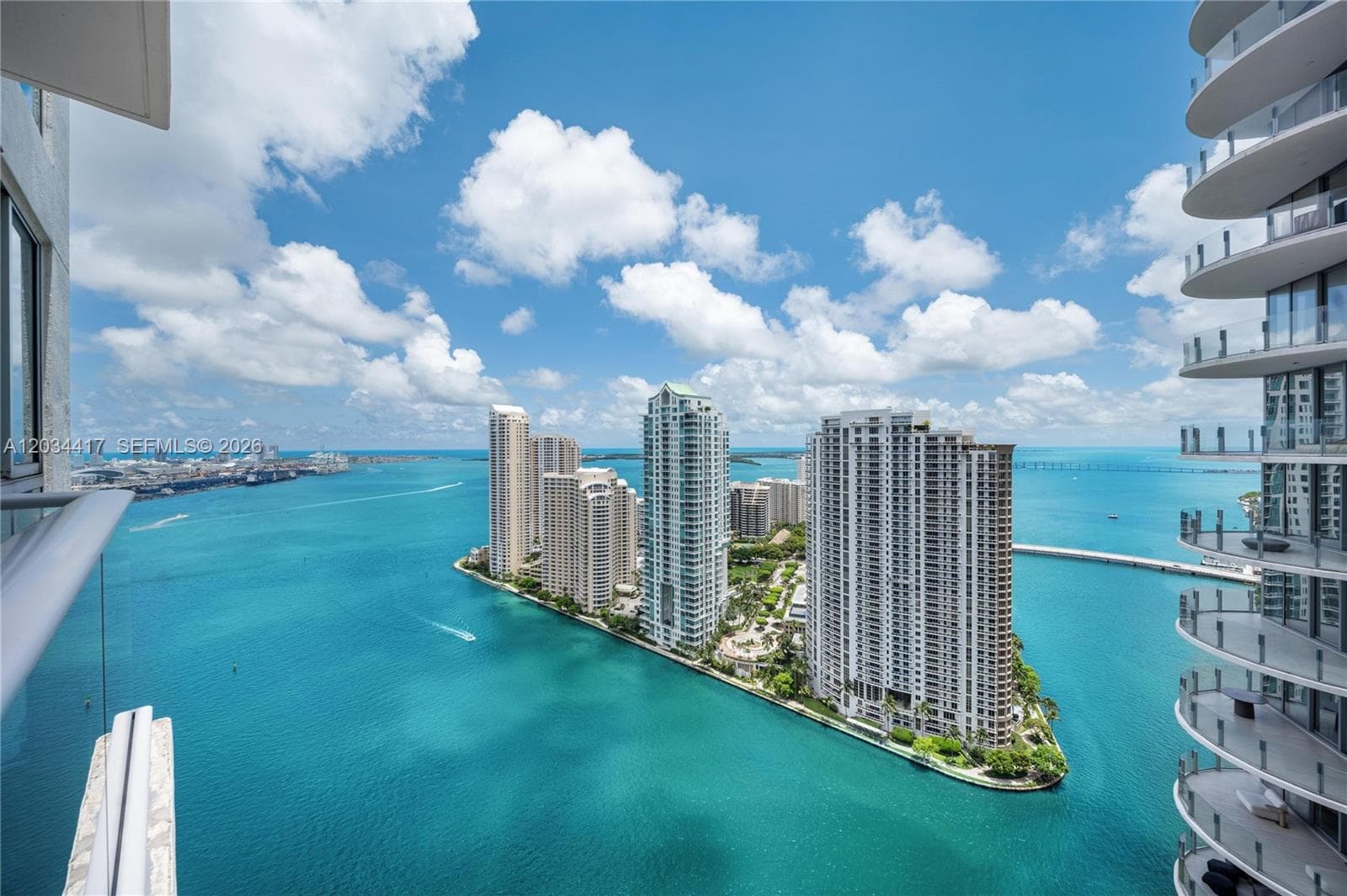 300 S Biscayne Blvd # T-3406, Miami, FL 33131 — zdjęcie 2