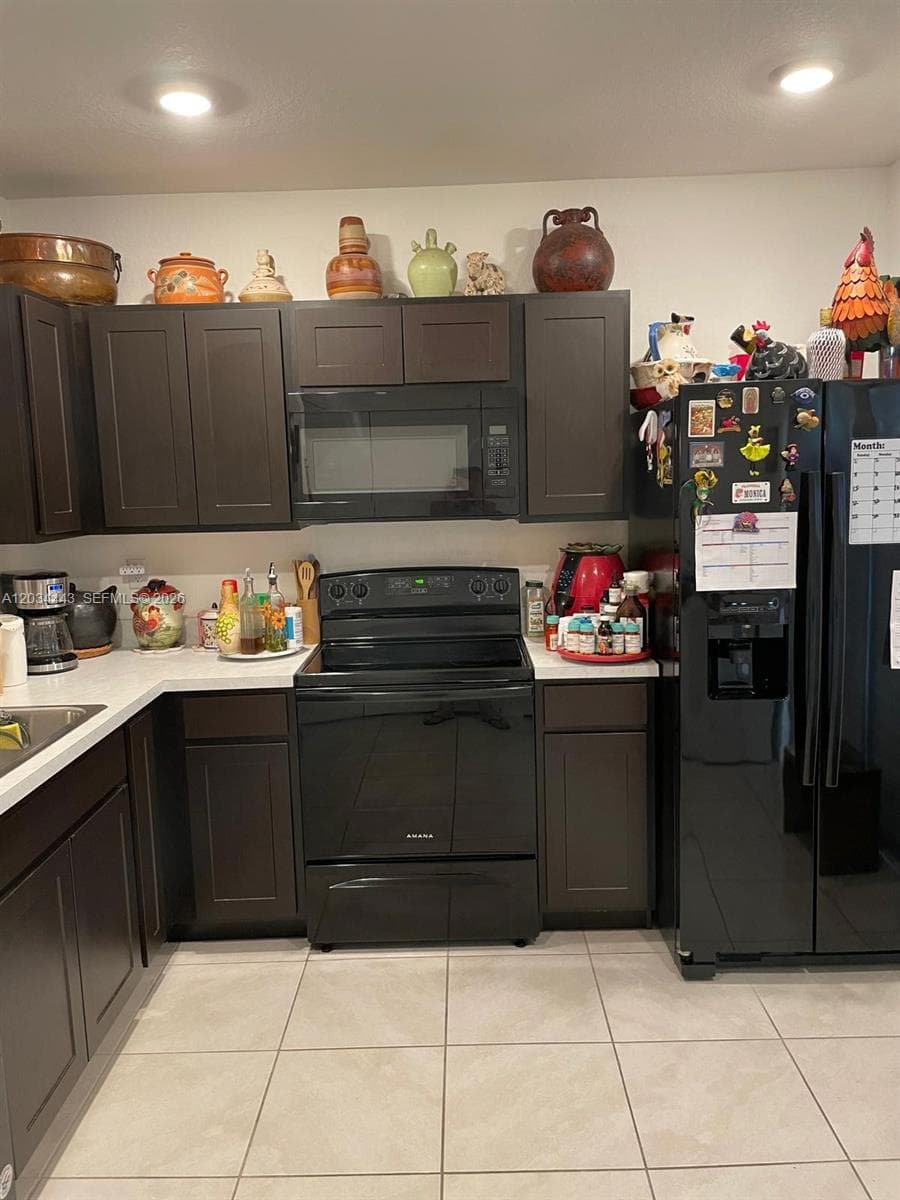 556 NE 5th St, Florida City, FL 33034 — zdjęcie 4