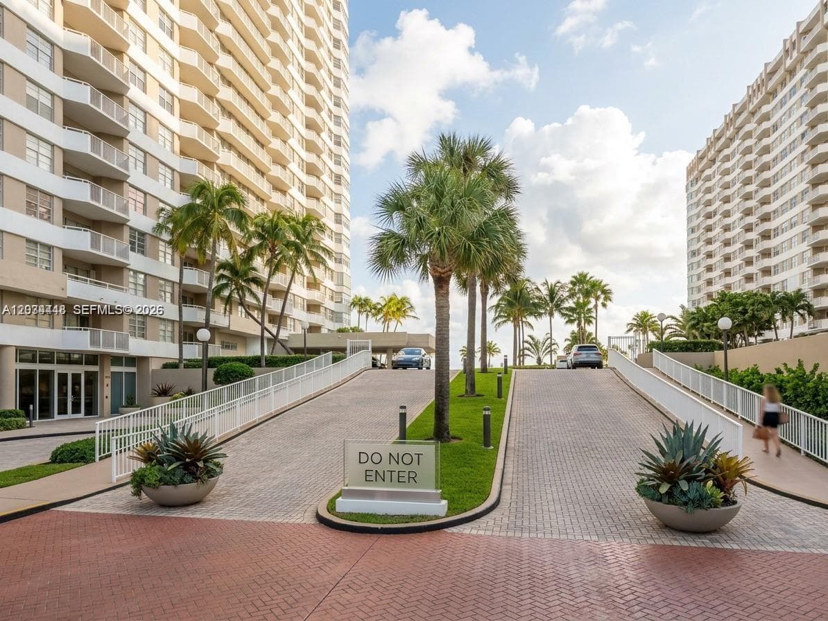 1985 S Ocean Dr # 2B, Hallandale Beach, FL 33009 — zdjęcie 2