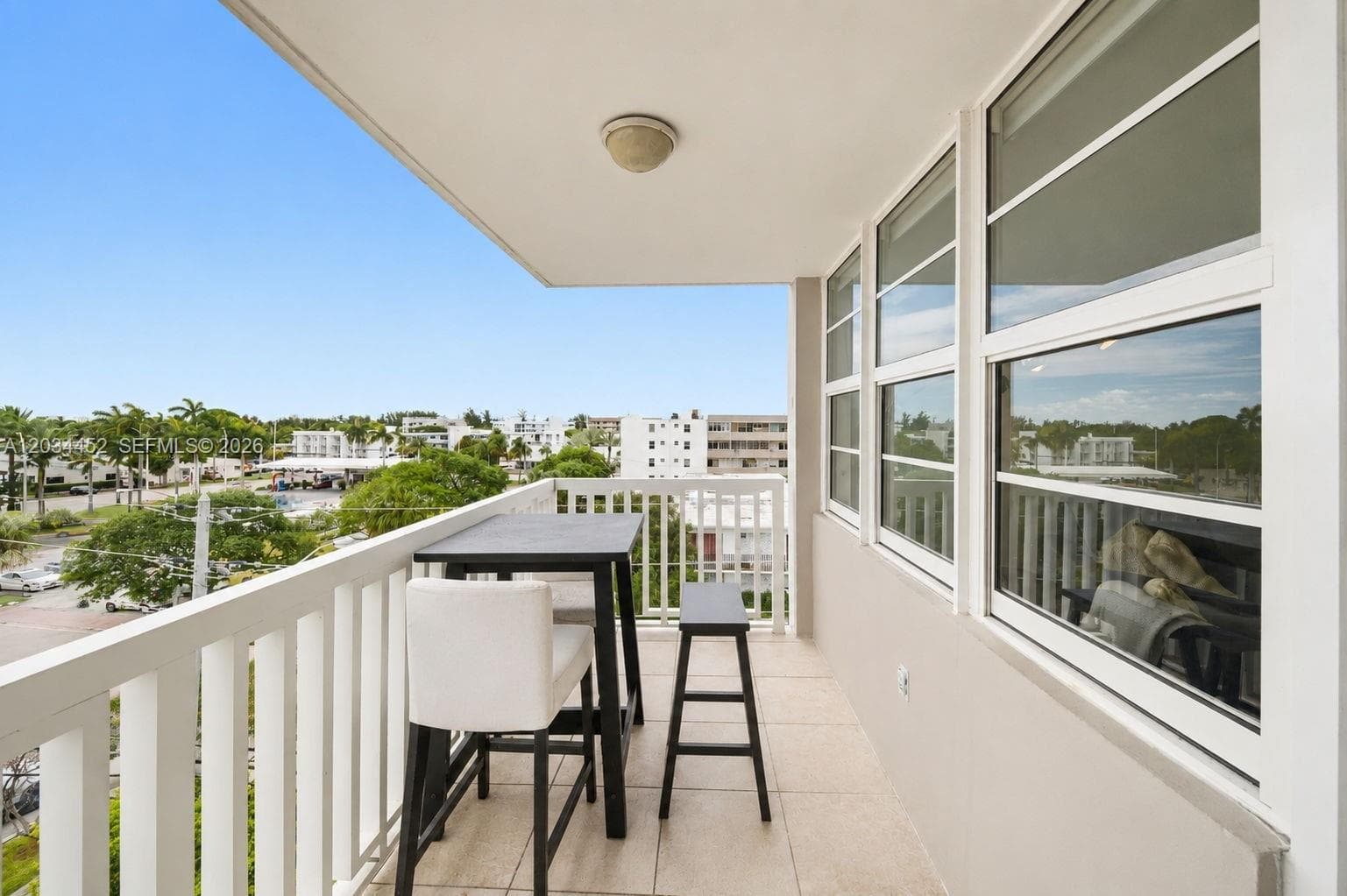 2016 Bay Dr # 504, Miami Beach, FL 33141 — zdjęcie 2