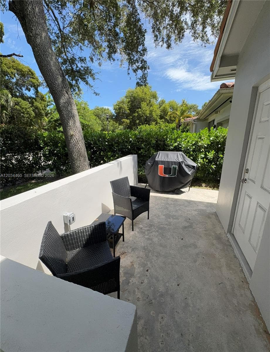400 Miller Rd, Coral Gables, FL 33146 — zdjęcie 2