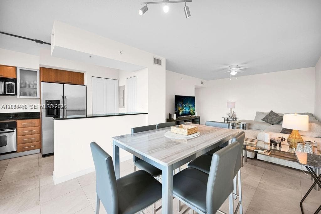 610 W Las Olas Blvd # 312N, Fort Lauderdale, FL 33312 — zdjęcie 5
