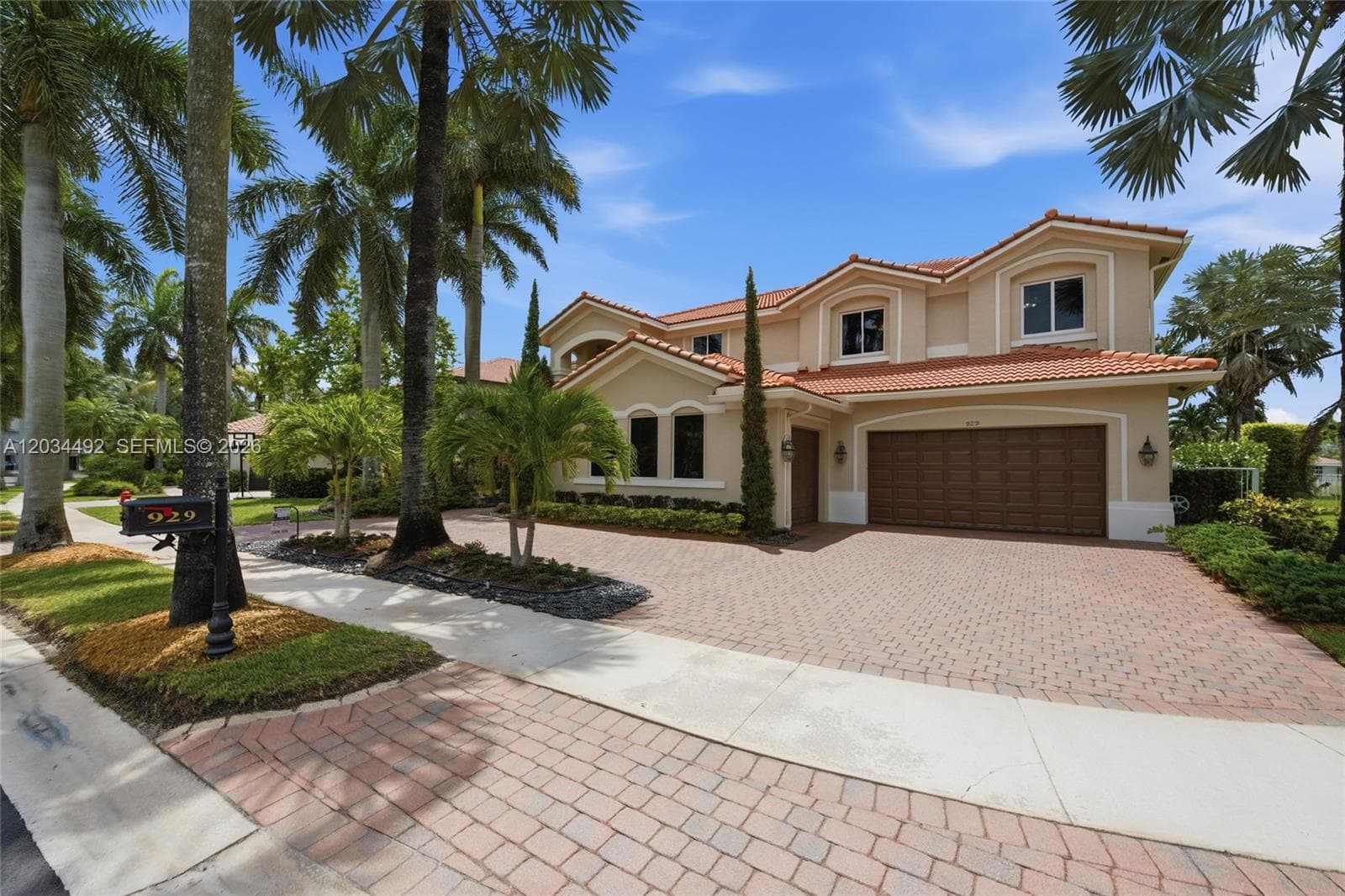 929 Gulfstream Ct, Weston, FL 33327 — zdjęcie 2