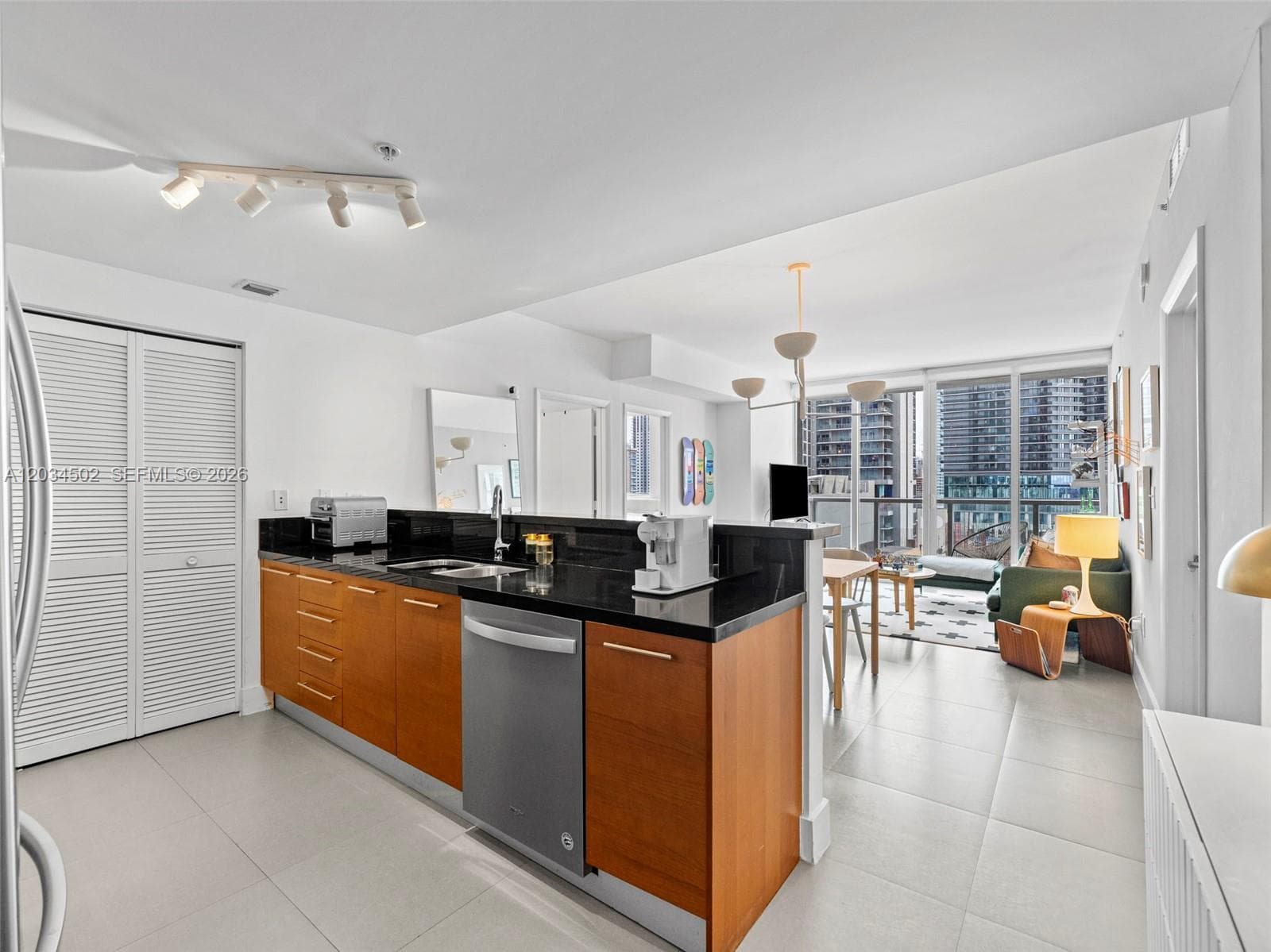 253 NE 2nd St # 1801, Miami, FL 33132 — zdjęcie 3